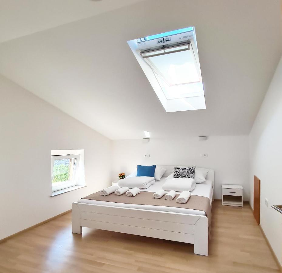 Hisa Idej Apartment Sezana Ngoại thất bức ảnh