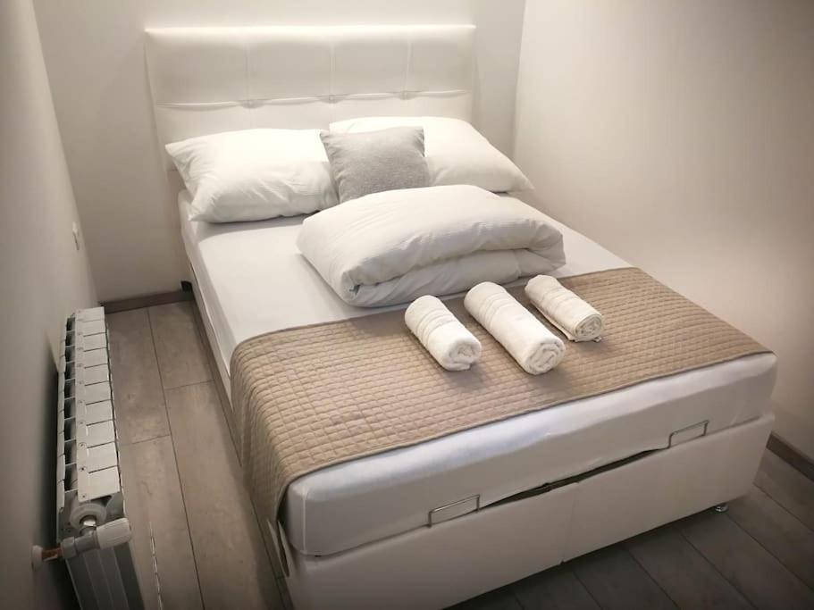 Hisa Idej Apartment Sezana Ngoại thất bức ảnh